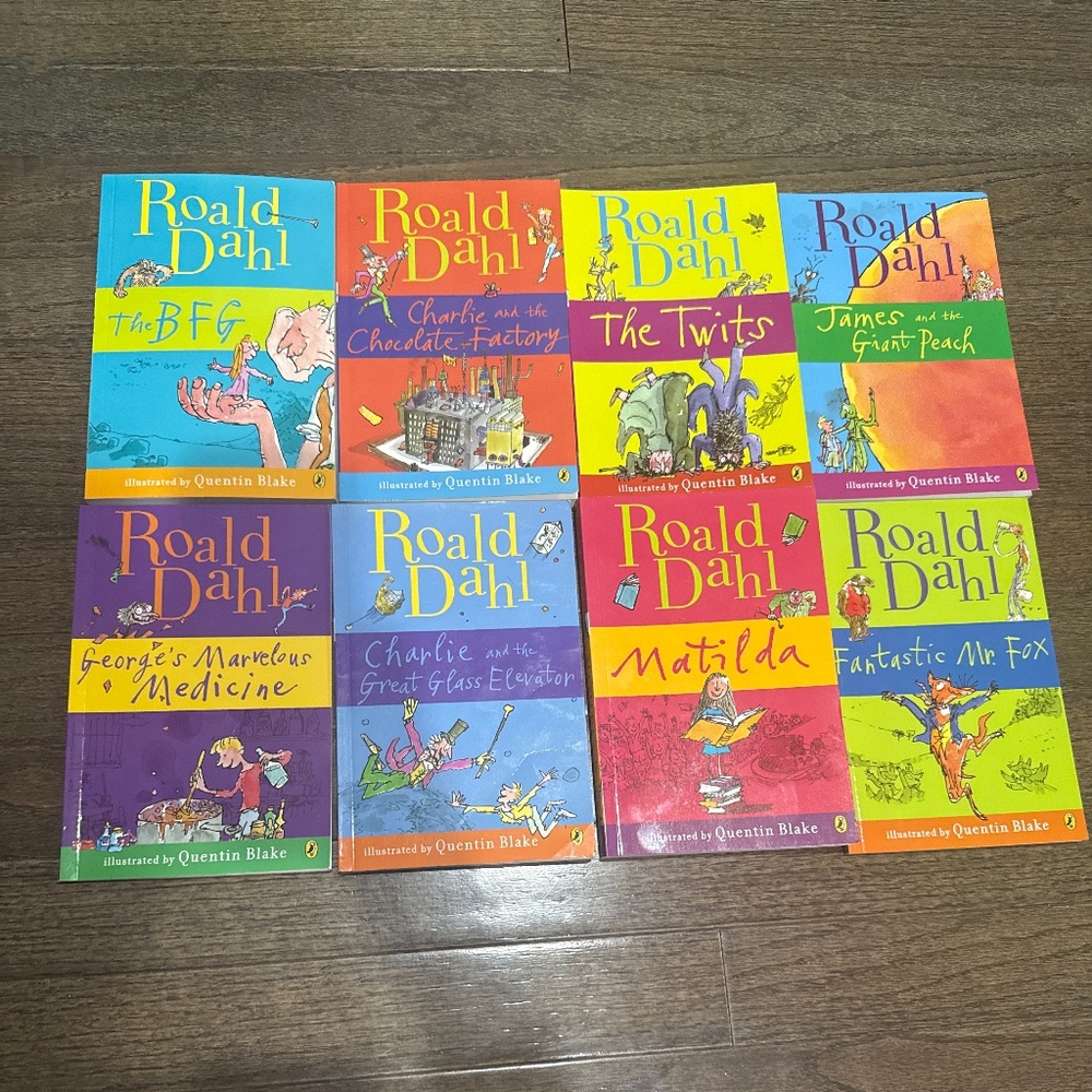 Books- Roald Dahl set of 8 Collection